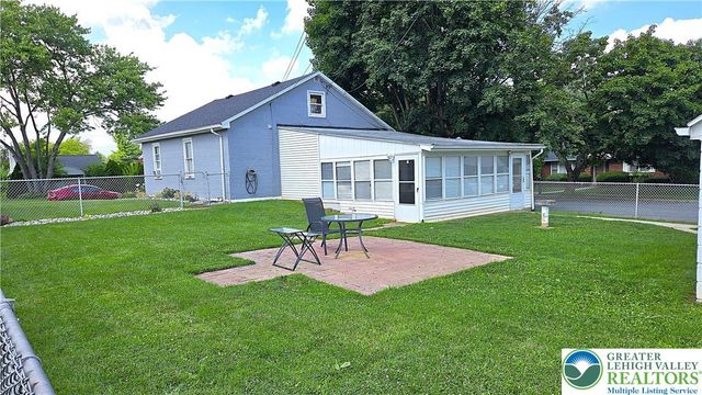 4002 Chew Street, South Whitehall Twp, PA 18104