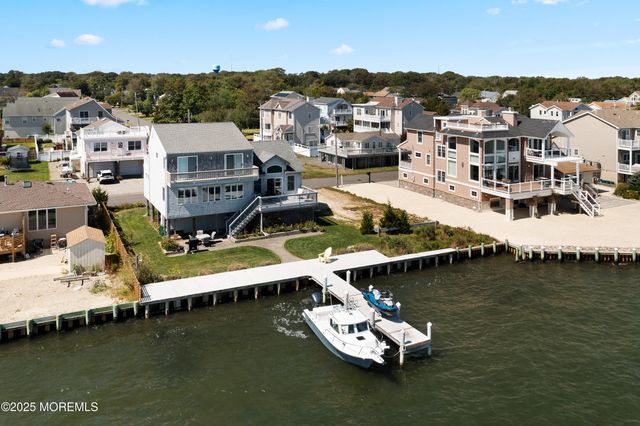 76 Sheridan Street, Waretown, NJ 08758