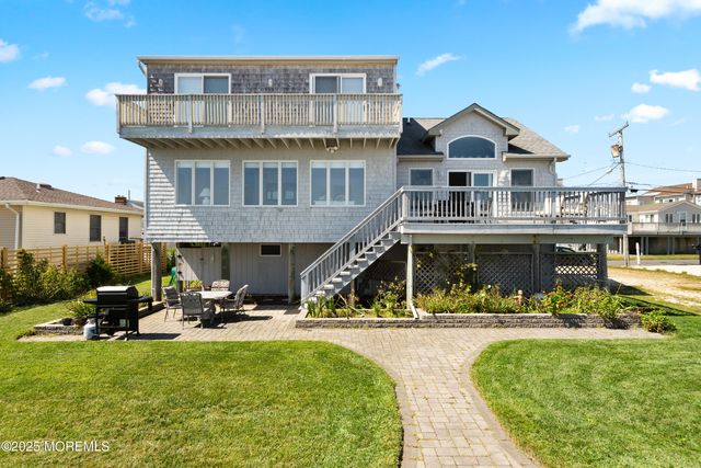 76 Sheridan Street, Waretown, NJ 08758