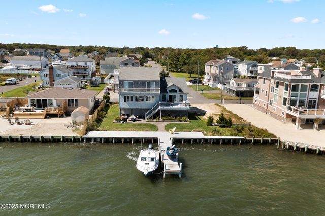 76 Sheridan Street, Waretown, NJ 08758