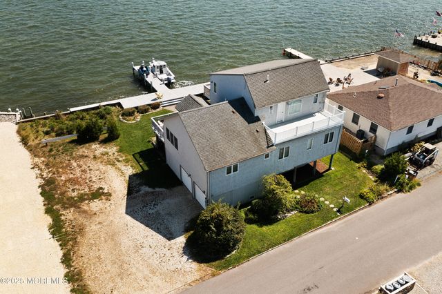 76 Sheridan Street, Waretown, NJ 08758