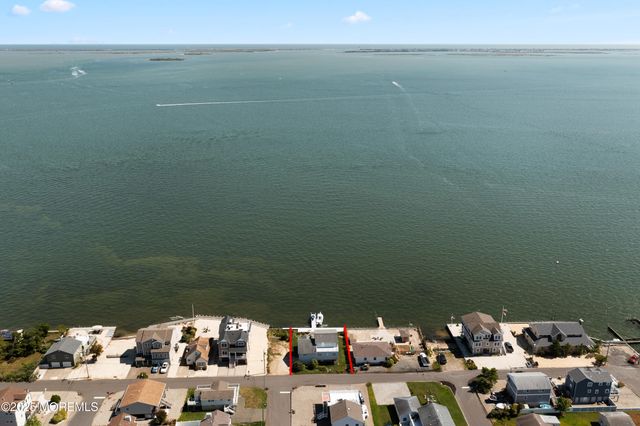 76 Sheridan Street, Waretown, NJ 08758