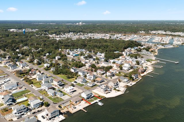 76 Sheridan Street, Waretown, NJ 08758