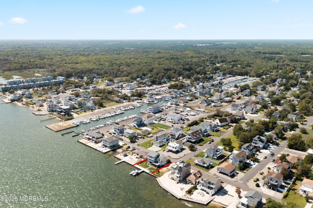 76 Sheridan Street, Waretown, NJ 08758