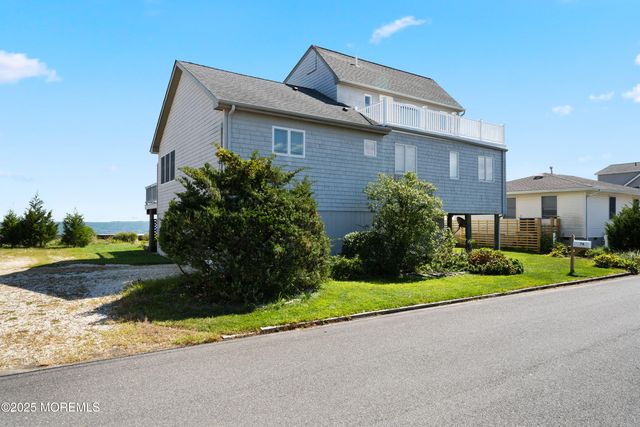 76 Sheridan Street, Waretown, NJ 08758