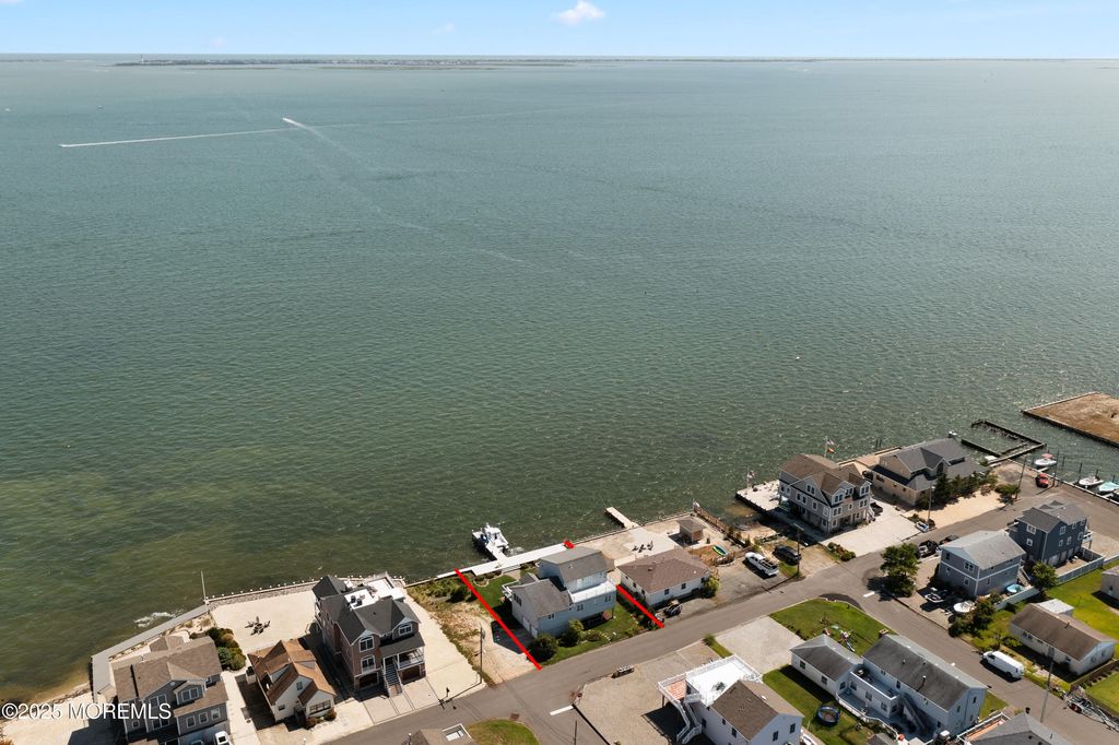 76 Sheridan Street, Waretown, NJ 08758