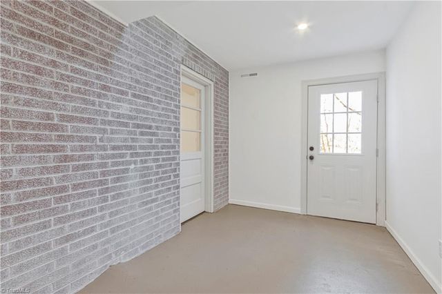 334 Country Lane, Mocksville, NC 27028