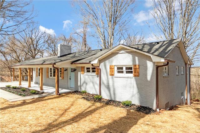 334 Country Lane, Mocksville, NC 27028