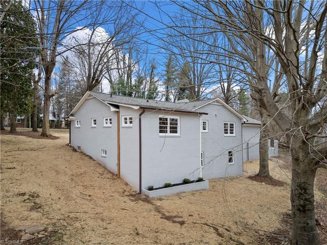 334 Country Lane, Mocksville, NC 27028