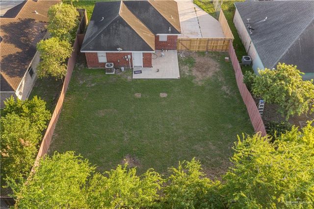 808 W Blue Jay Avenue, Pharr, TX 78577