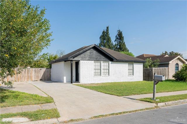 808 W Blue Jay Avenue, Pharr, TX 78577