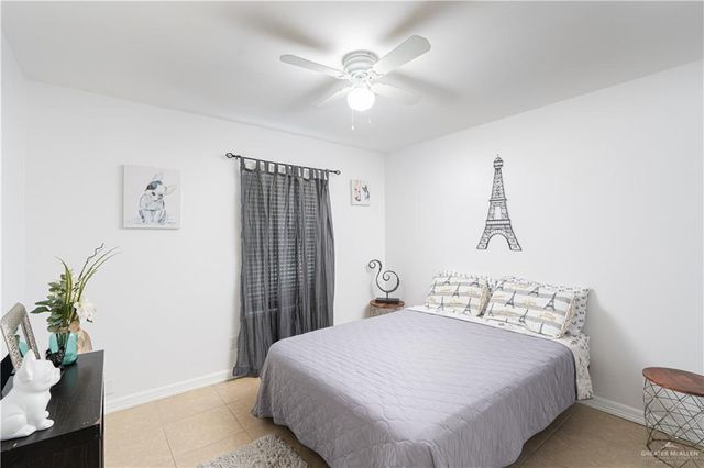 808 W Blue Jay Avenue, Pharr, TX 78577