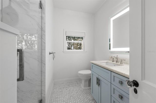 220 S GLEN AVENUE, Tampa, FL 33609