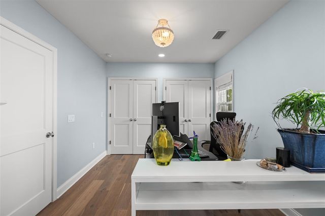 220 S GLEN AVENUE, Tampa, FL 33609