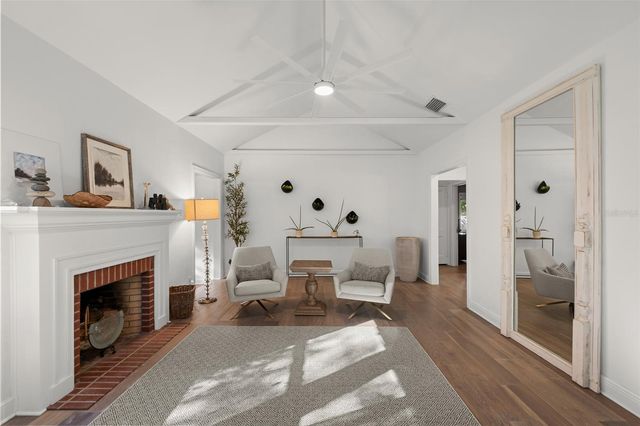 220 S GLEN AVENUE, Tampa, FL 33609