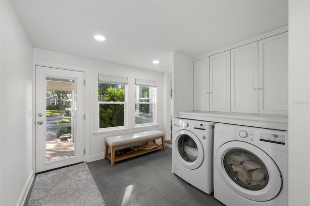 220 S GLEN AVENUE, Tampa, FL 33609