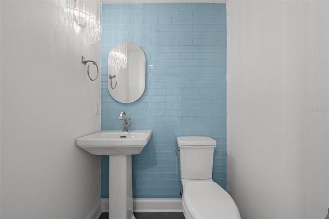 220 S GLEN AVENUE, Tampa, FL 33609