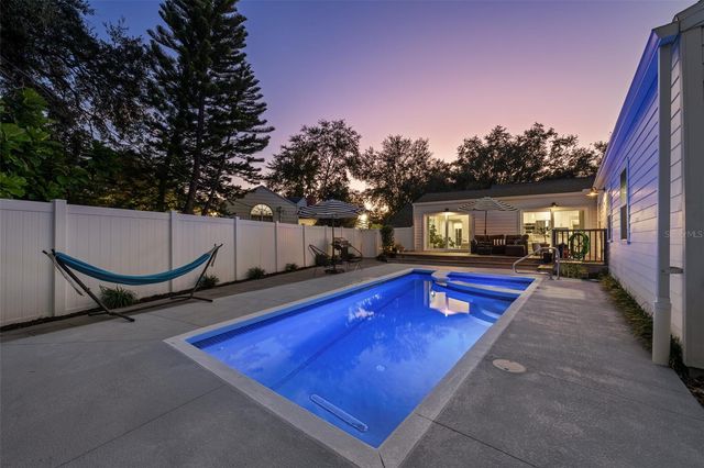 220 S GLEN AVENUE, Tampa, FL 33609