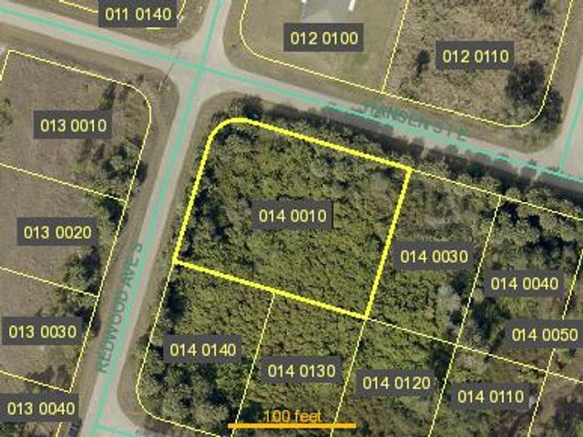 952 Hansen Street E, Lehigh Acres, FL 33974