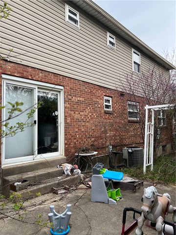 1645 Mandarin Court, Cincinnati, OH 45240