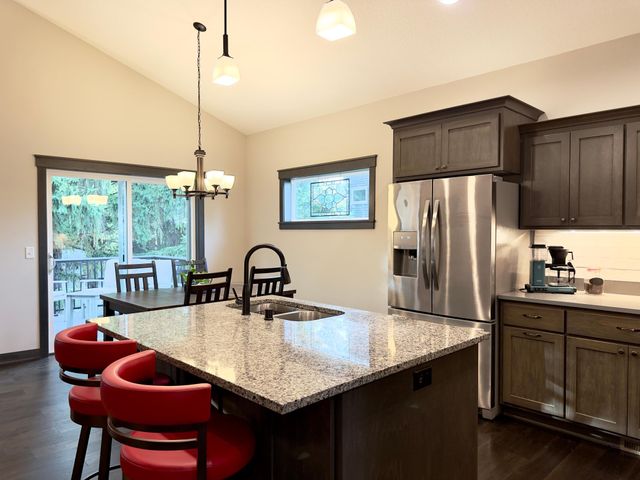 19967 Hiawatha Court, Lakeville, MN 55044