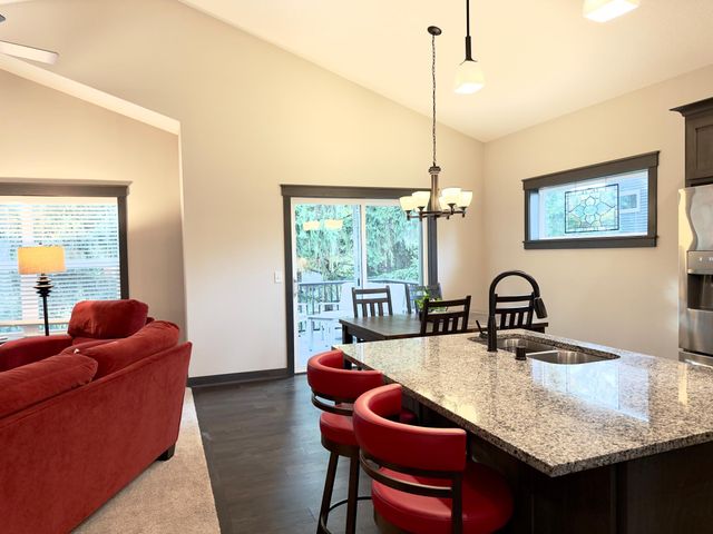 19967 Hiawatha Court, Lakeville, MN 55044
