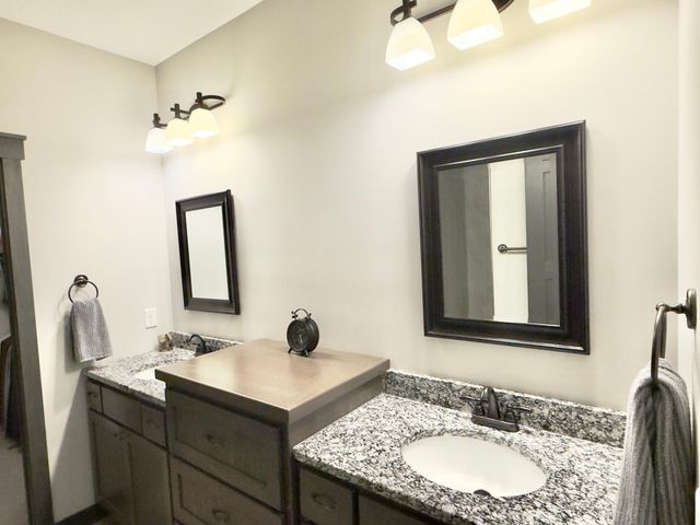 19967 Hiawatha Court, Lakeville, MN 55044