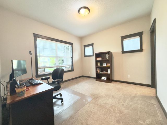 19967 Hiawatha Court, Lakeville, MN 55044