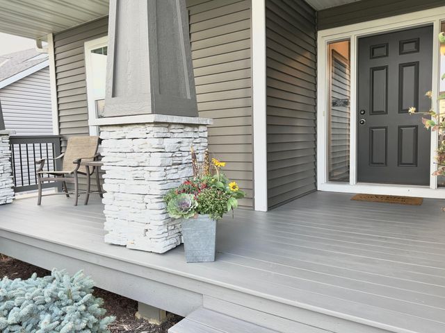 19967 Hiawatha Court, Lakeville, MN 55044