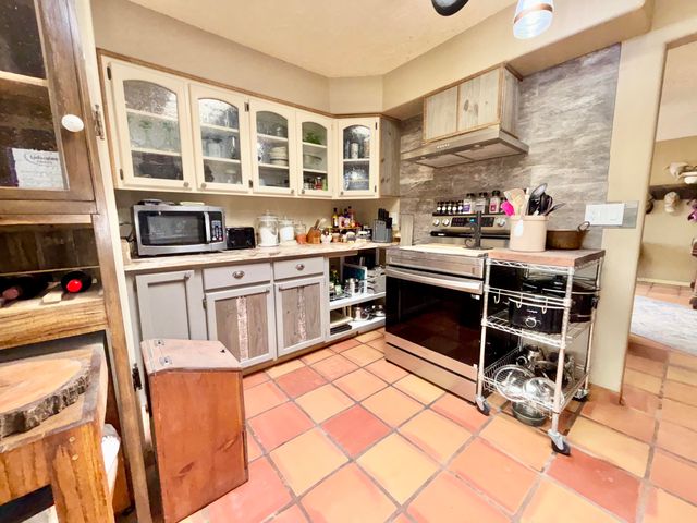 87 Camino Ulibarri, Veguita, NM 87062