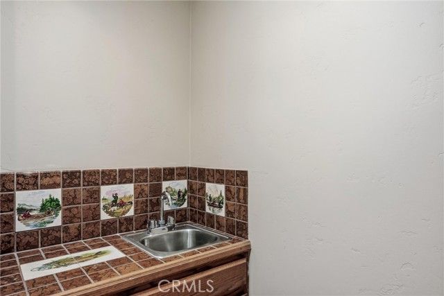 19474 Donkey Hill, Hidden Valley Lake, CA 95467