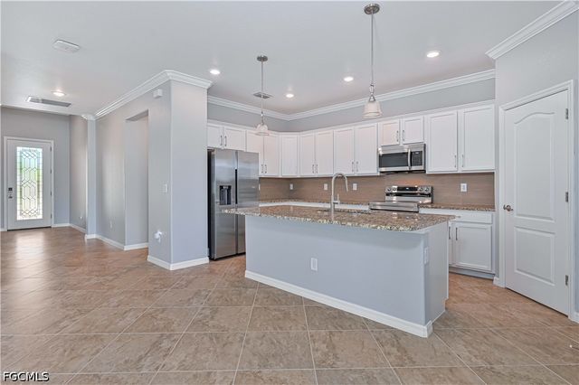 16088 Palmetto Prairie DR, Alva, FL 33920