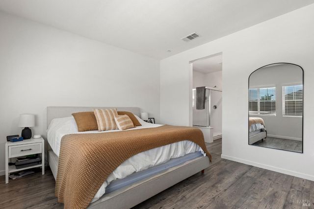1765 Butterfly Ln, Dixon, CA 95620