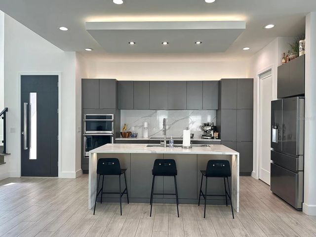 4217 W ARCH STREET, Tampa, FL 33607