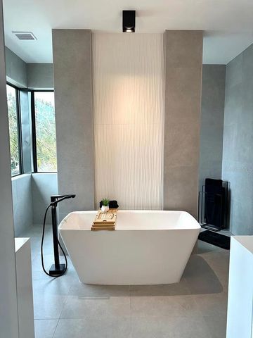 4217 W ARCH STREET, Tampa, FL 33607