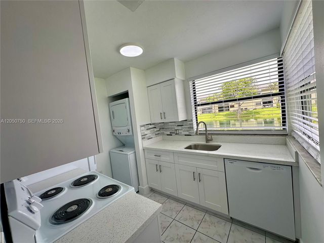 960 N Franklin Ave 960G, Homestead, FL 33034