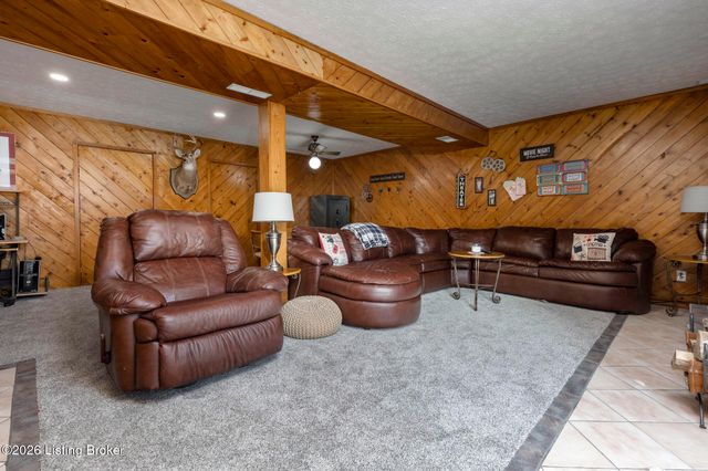 1103 Peaceful Way, Shepherdsville, KY 40165