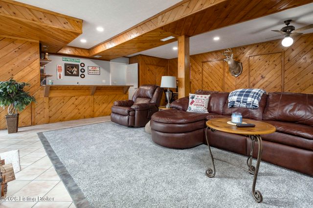 1103 Peaceful Way, Shepherdsville, KY 40165