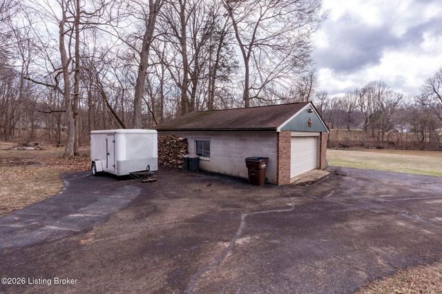 1103 Peaceful Way, Shepherdsville, KY 40165