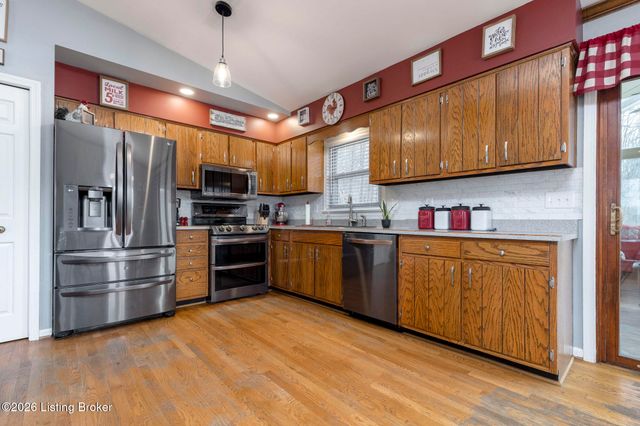 1103 Peaceful Way, Shepherdsville, KY 40165