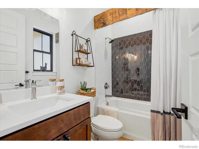 1907 Spring Bloom Drive, Windsor, CO 80550