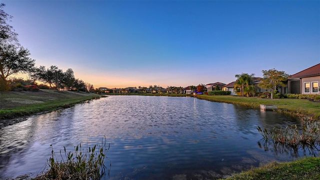 16622 KENDLESHIRE TERRACE, Lakewood Ranch, FL 34202