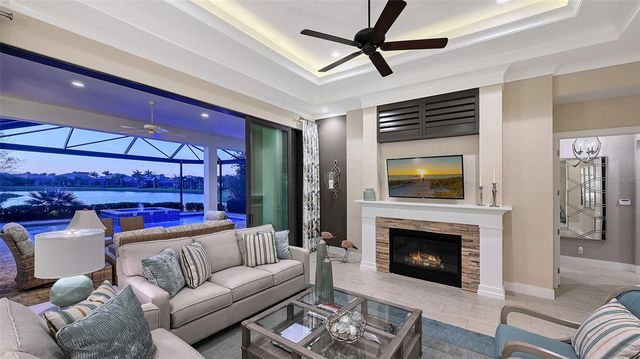 16622 KENDLESHIRE TERRACE, Lakewood Ranch, FL 34202