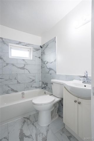 2604 Avie Drive, Jennings, MO 63136