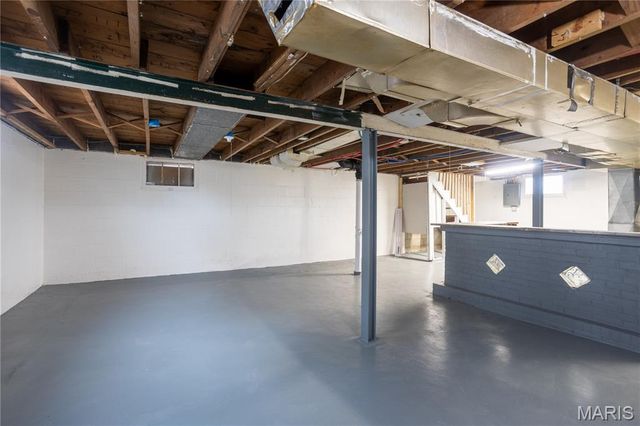 2604 Avie Drive, Jennings, MO 63136