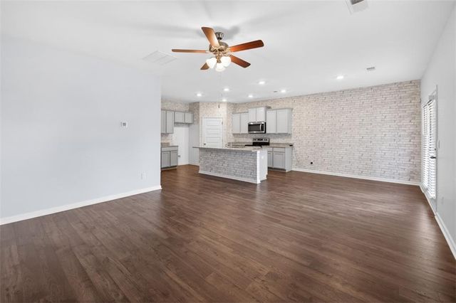 188 Canyon Ferry Way, Hoschton, GA 30548