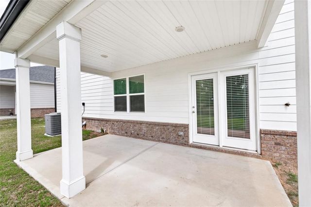 188 Canyon Ferry Way, Hoschton, GA 30548