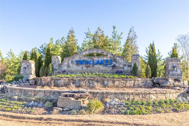 188 Canyon Ferry Way, Hoschton, GA 30548