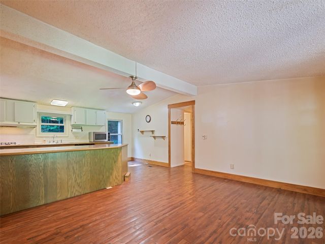 102 Serenity Lane, Clyde, NC 28721