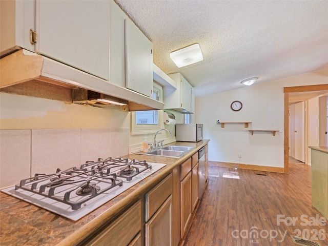 102 Serenity Lane, Clyde, NC 28721